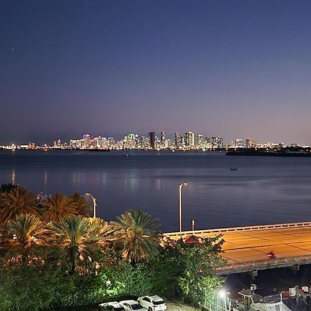 Bayfront Apartment Breathtaking Views- One Bedroom W Balcony- Living Room -Free Parking Miami Beach Exterior foto