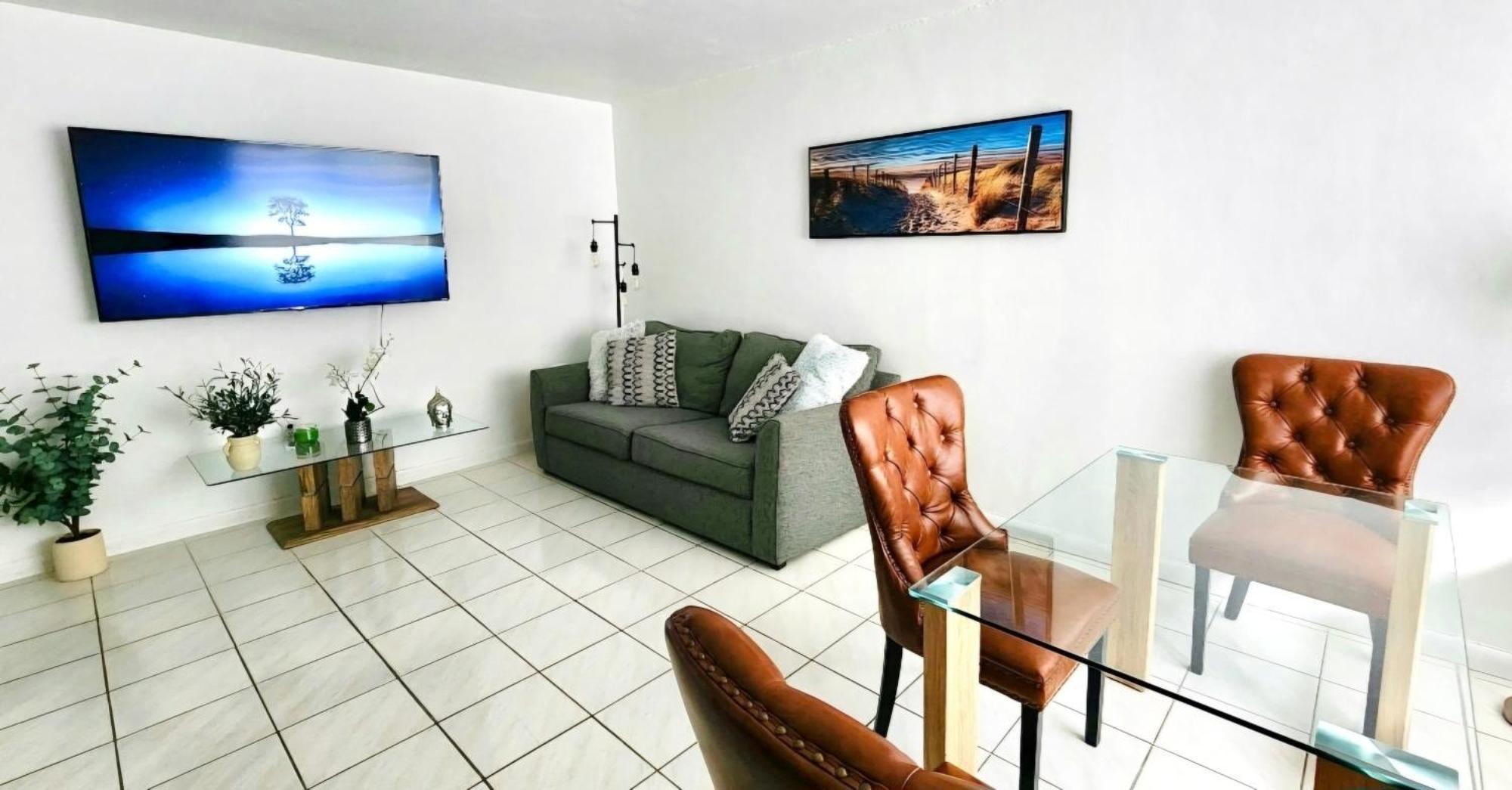 Bayfront Apartment Breathtaking Views- One Bedroom W Balcony- Living Room -Free Parking Miami Beach Zimmer foto